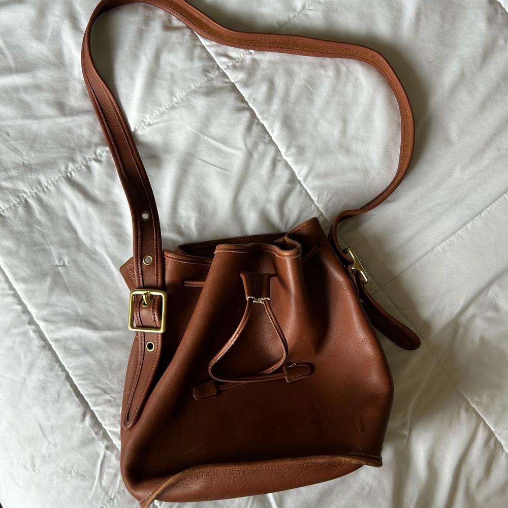 Coach bucket bag - Picture 1 of 9